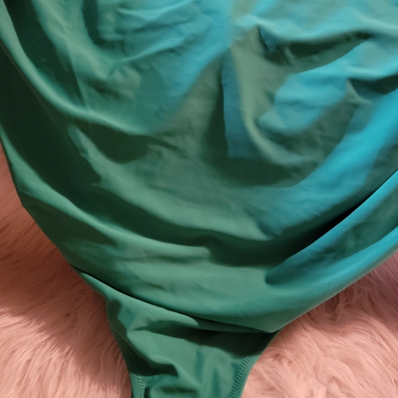 New Cupshe Swimwear - Picture 3 of 6